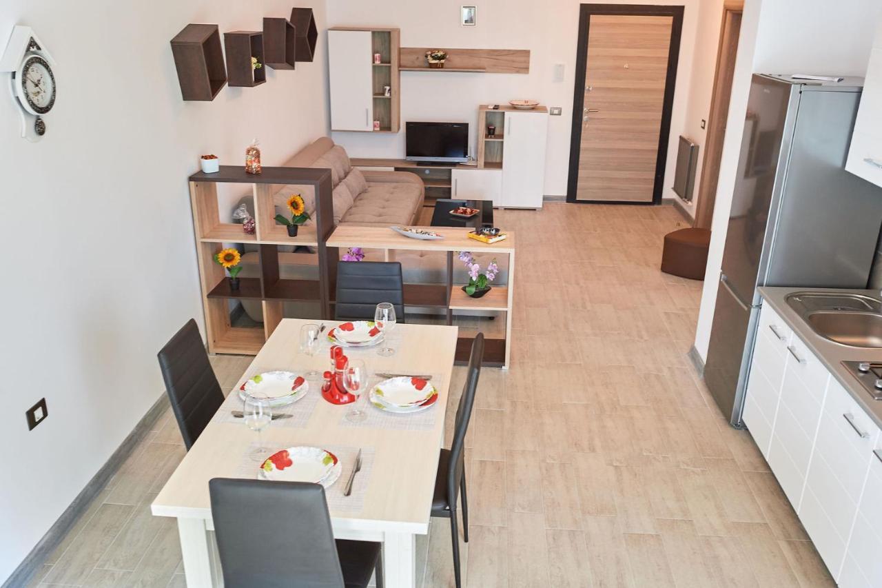 Rubic Apartment Spa N Pool Beach Resort Năvodari Eksteriør billede
